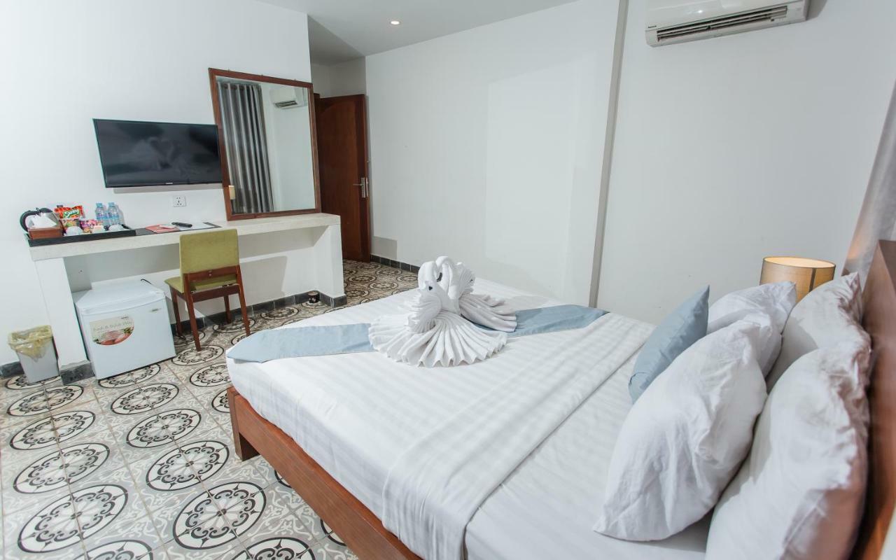 Home Chic Hotel Phnom Pen Exterior foto