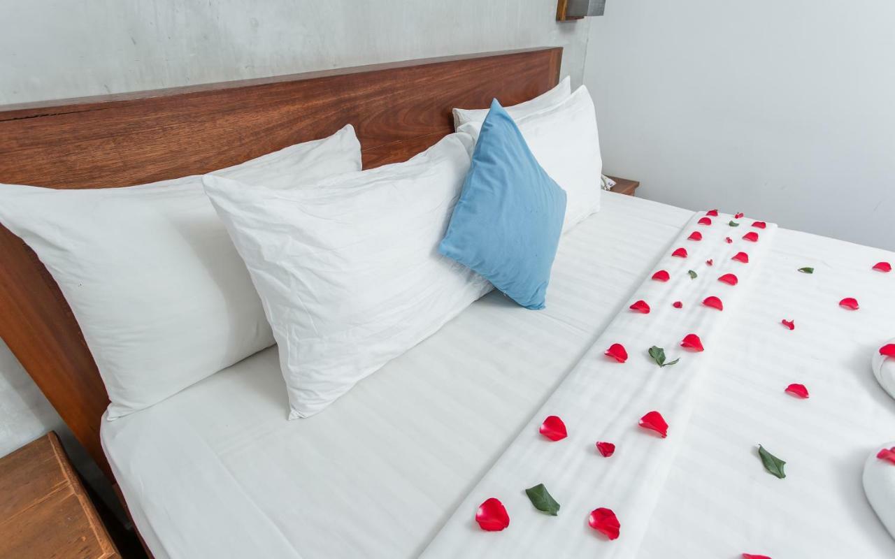 Home Chic Hotel Phnom Pen Exterior foto