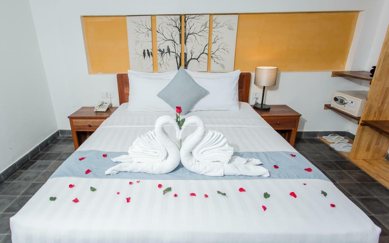 Home Chic Hotel Phnom Pen Exterior foto